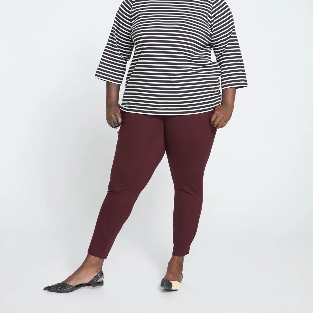 Universal standard Minimalist Moro Pocket Signature Ponte Pants
Black Cherry